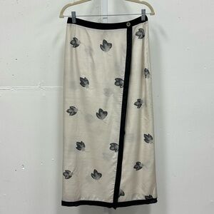 Mandorlamara Silk Made in Italy Floral Lightweight Wrap Midi Skirt Medium Gray